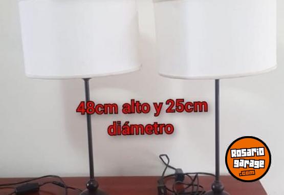 Hogar - LIQUIDOcama, guantes mma,campera talle 50, tablones,mesa de trabajo pileta, mesitas, cuadros, veladores, copas, repisas y lmpara colgante, - En Venta