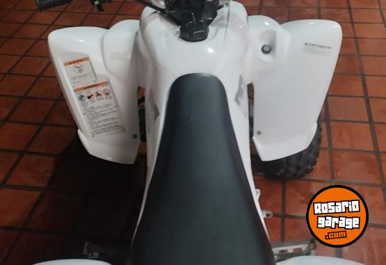 Cuatris y UTVs - Yamaha RAPTOR 2011  99Km - En Venta