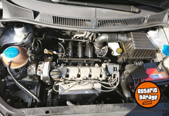 Autos - Volkswagen Suran 2015 Nafta 110000Km - En Venta