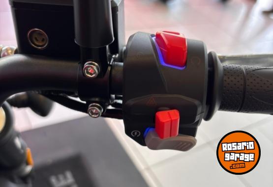 Motos - Qj Motor SRV 300 2025 Nafta 0Km - En Venta