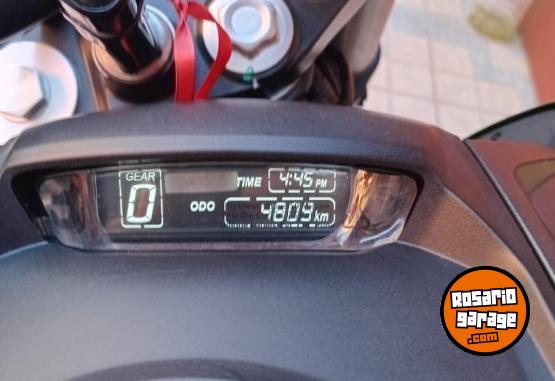 Motos - Bajaj BAJAJ DOMINAR 400 2023 Nafta 4809Km - En Venta
