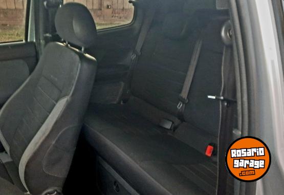 Camionetas - Volkswagen Saveiro doble cabina 1.6 2018 GNC 148000Km - En Venta