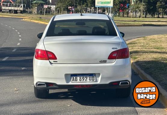 Autos - Peugeot 408 2017 Nafta 115000Km - En Venta
