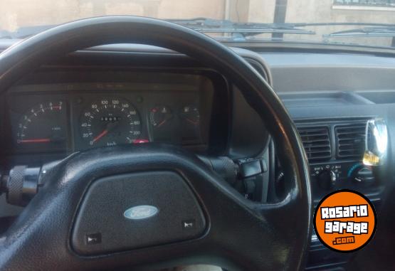 Autos - Ford Guía sx 1993 Nafta 145000Km - En Venta