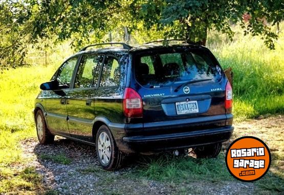 Autos - Chevrolet Zafira 2011 GNC 164000Km - En Venta