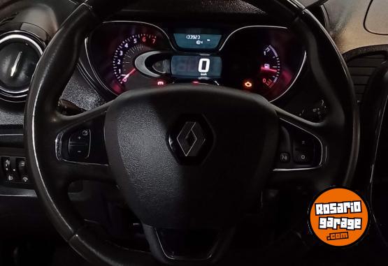 Autos - Renault CAPTUR ZEN 2.0 2018 Nafta 133892Km - En Venta