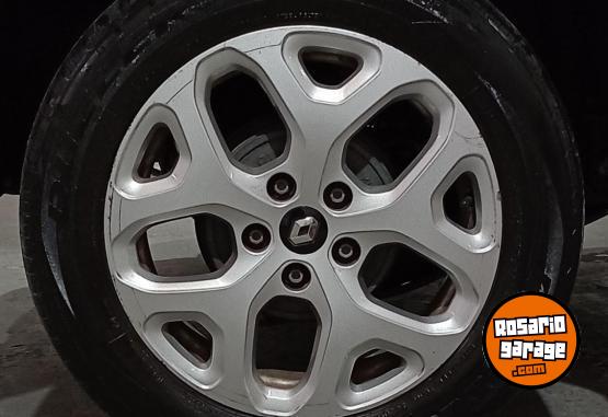 Autos - Renault CAPTUR ZEN 2.0 2018 Nafta 133892Km - En Venta