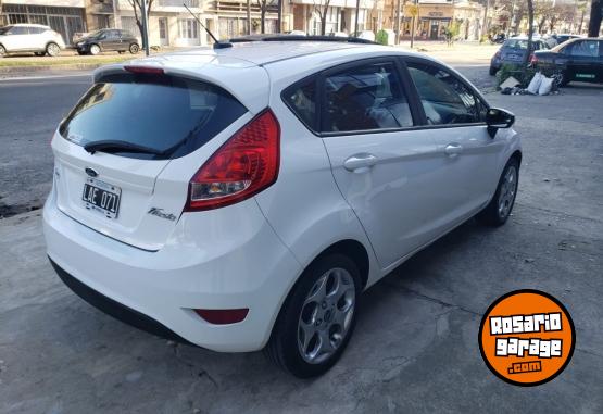 Autos - Ford FIESTA KD TITANIUM 5P 2012 Nafta 128000Km - En Venta
