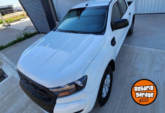 Camionetas - Ford Ranger 2016 Diesel 179000Km - En Venta