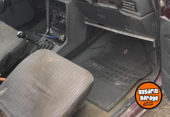 Autos - Renault 9 1995 GNC 1111Km - En Venta