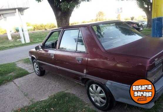 Autos - Renault 9 1995 GNC 1111Km - En Venta