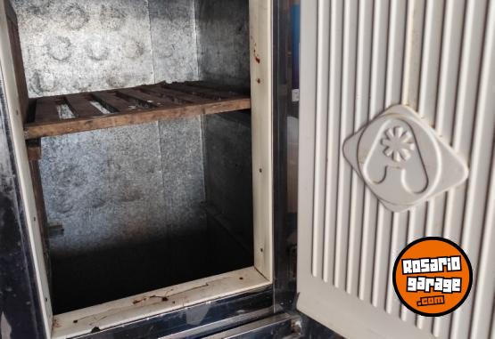 Otros - Heladera cuatro puerta - En Venta