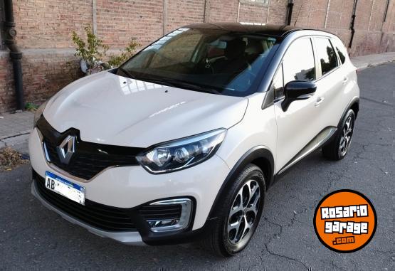 Autos - Renault CAPTUR INTENSE 2.0 2017 Nafta 100000Km - En Venta