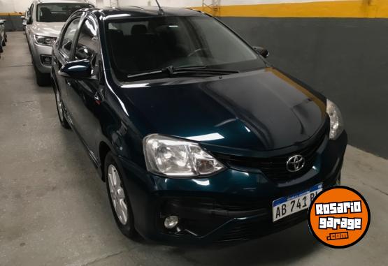 Autos - Toyota Etios Xls 1.5 4 puertas 2017 Nafta  - En Venta