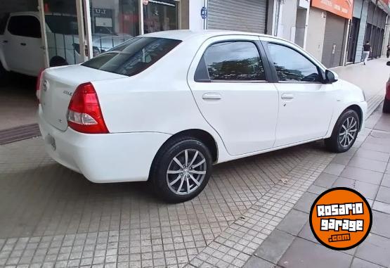 Autos - Toyota Etios 2014 Nafta  - En Venta