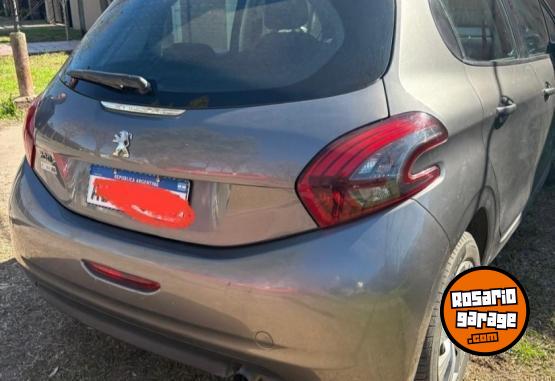 Autos - Peugeot Active 2017 Nafta 115000Km - En Venta