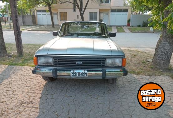 Autos - Ford Falcon 1983 Nafta 186000Km - En Venta