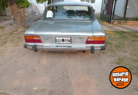 Autos - Ford Falcon 1983 Nafta 186000Km - En Venta