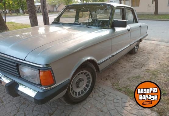Autos - Ford Falcon 1983 Nafta 186000Km - En Venta