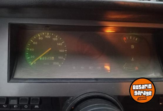 Autos - Ford Falcon 1983 Nafta 186000Km - En Venta