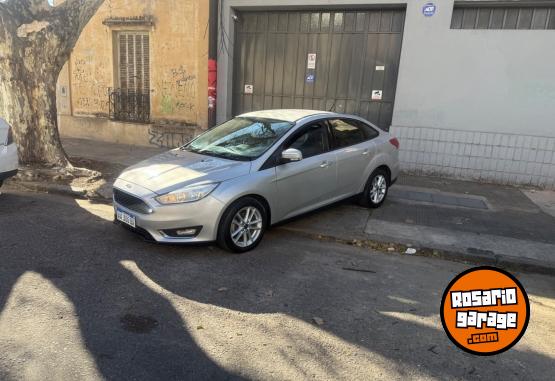 Autos - Ford Focus se plus 2016 Nafta 120000Km - En Venta