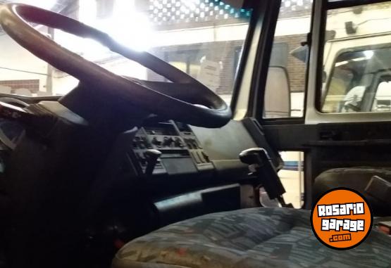 Camiones y Gras - FORD CARGO 1832E -  CABINA DORMITORIO - 2008 - En Venta