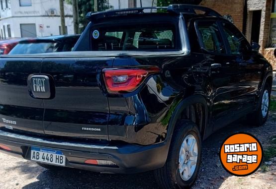 Camionetas - Fiat Toro freedom 4 x 2 2017 Diesel 180000Km - En Venta