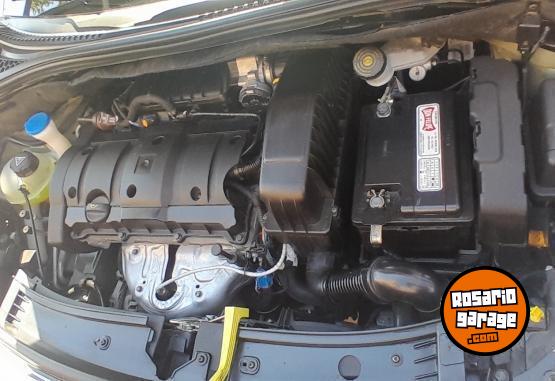 Autos - Citroen Live 115 2017 Nafta 108000Km - En Venta