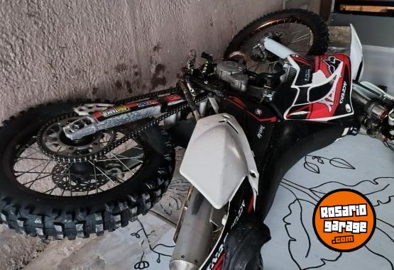 Motos - Honda 250 2013 Nafta 111Km - En Venta