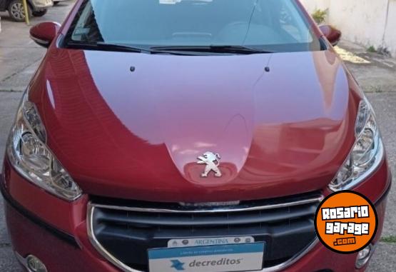 Autos - Peugeot 208 Allure Touchscreen 2014 Nafta 54000Km - En Venta