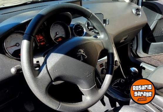 Autos - Peugeot 408 allure + 2.0 NAV 2014 Nafta 63000Km - En Venta