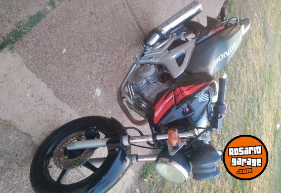 Motos - Honda Cb250 2013 Nafta 21000Km - En Venta
