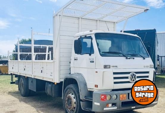 Camiones y Grúas - Volkswagen 13.180/48. 575.000km. Unica Mano - En Venta