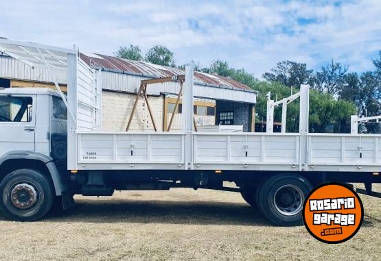 Camiones y Grúas - Volkswagen 13.180/48. 575.000km. Unica Mano - En Venta