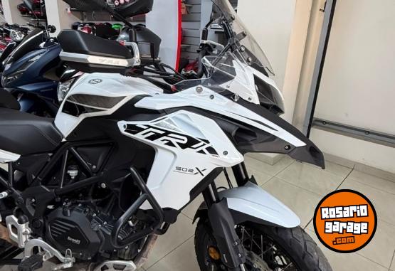 Motos - Benelli TRK 502 X 2023 Nafta 12617Km - En Venta
