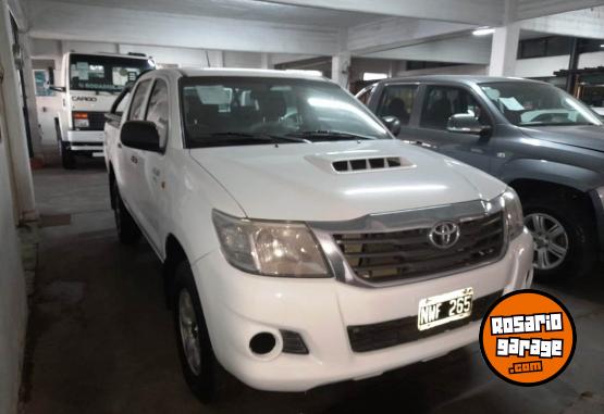 Camionetas - Toyota Hilux DX Pack Elctrico 2014 Diesel  - En Venta