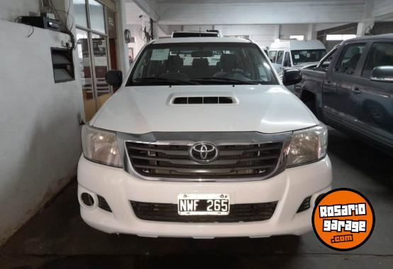 Camionetas - Toyota Hilux DX Pack Elctrico 2014 Diesel  - En Venta