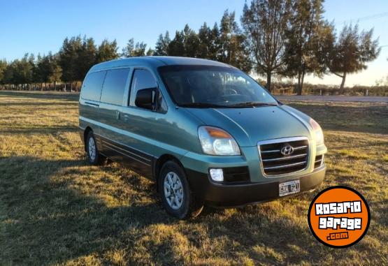 Utilitarios - Hyundai H1 2007 Diesel 235000Km - En Venta