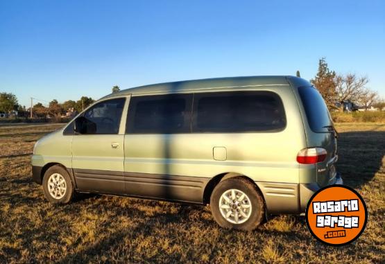 Utilitarios - Hyundai H1 2007 Diesel 235000Km - En Venta