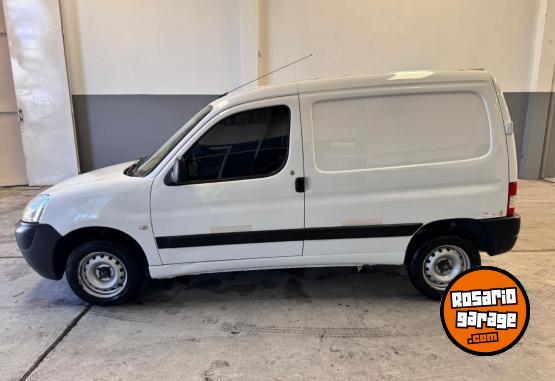 Utilitarios - Peugeot PARTNER 1.6HDI COMFORT 2017 Diesel 128000Km - En Venta