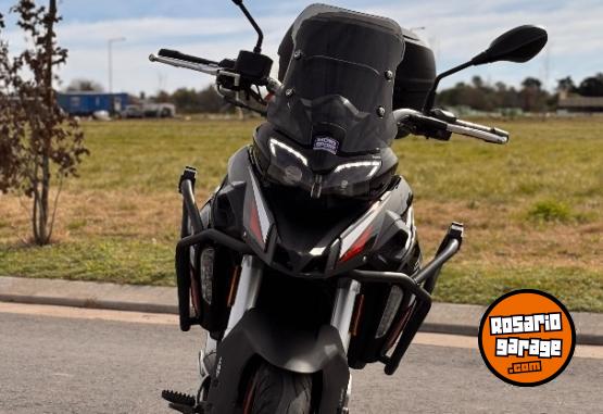 Motos - Benelli Trk 251 2022 Nafta 24000Km - En Venta