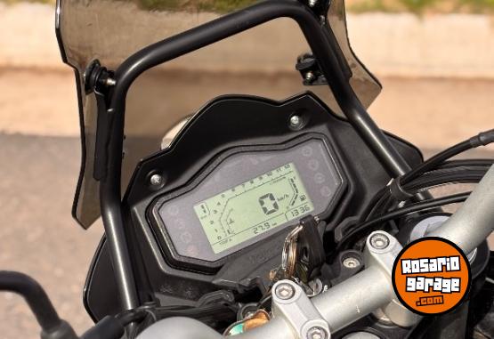 Motos - Benelli Trk 251 2022 Nafta 24000Km - En Venta