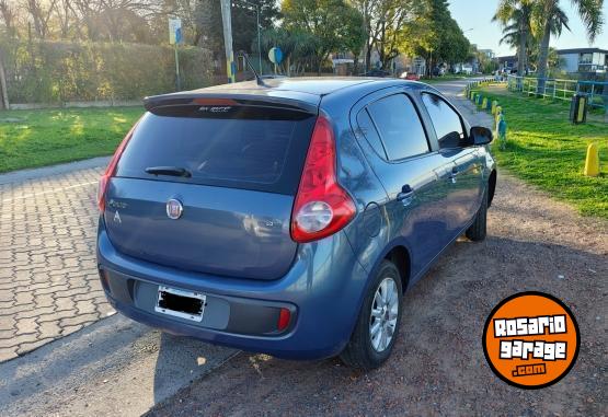 Autos - Fiat Palio Atracttive 2014 Nafta 104000Km - En Venta