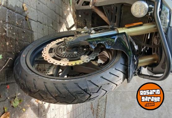 Motos - CF 650 MT 2024 Nafta 15000Km - En Venta