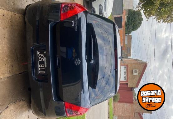 Autos - Suzuki Swift 2011 Nafta 84000Km - En Venta