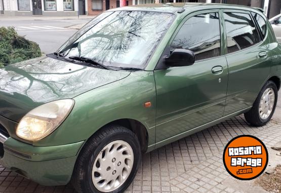 Autos - Daihatsu SIRION 1.0 FULL 1999 Nafta 70585Km - En Venta