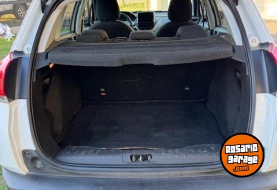 Autos - Peugeot 2008 ALLURE 1.6 2018 Nafta 119000Km - En Venta