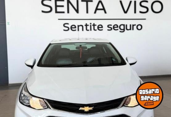 Autos - Chevrolet CRUZE LT 1.4T 4P 2017 Nafta 130500Km - En Venta