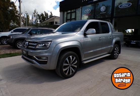 Camionetas - Volkswagen amarok extreme V6 258cv 2023 Diesel 73000Km - En Venta