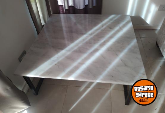 Hogar - Lquido!!! Mesa ratona con tapa de mrmol - En Venta